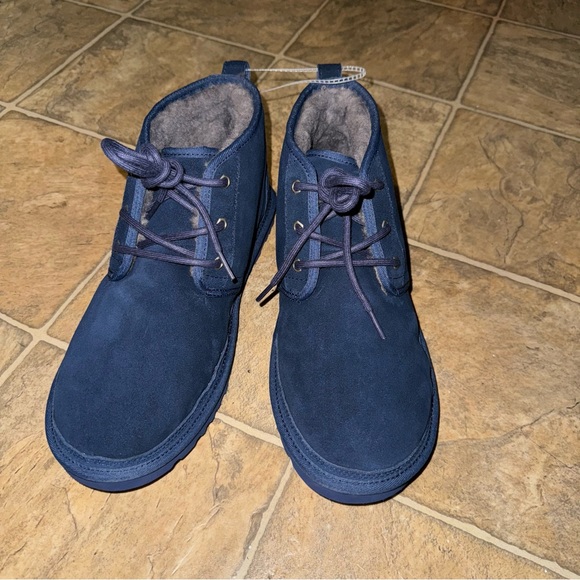 UGG NEUMEL Men's Suede Low Chukka Boots Navy Size 11 (3236) - Picture 2 of 6